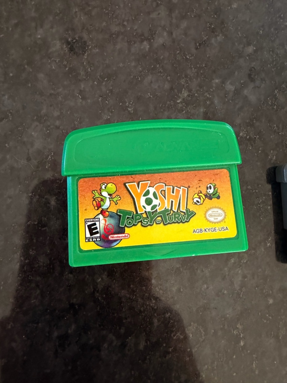 Nintendo Yoshi Topsy-Turvy Game